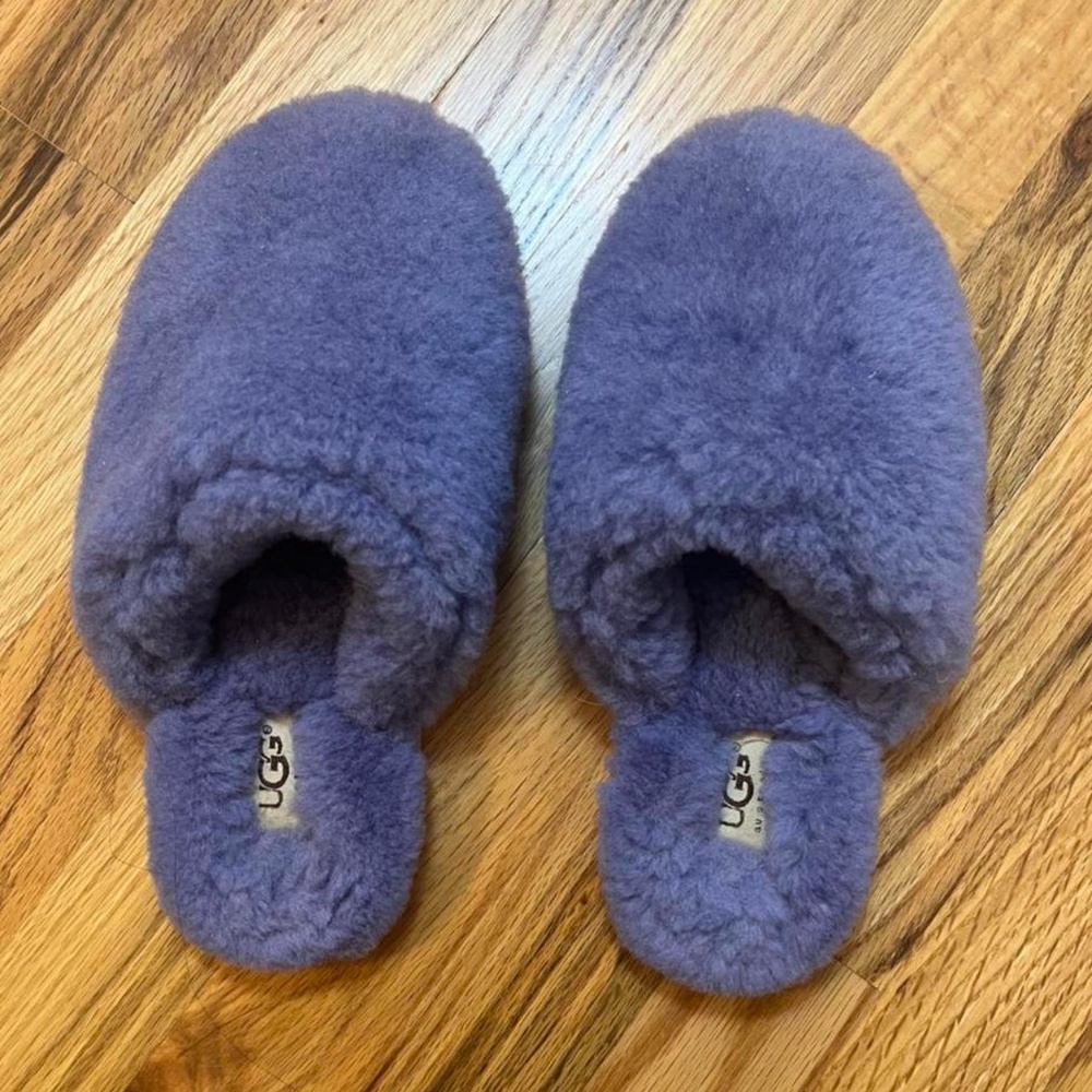 Fuzzy Lavender Ugg Slippers / Mules Sz 6.5 | Shearling